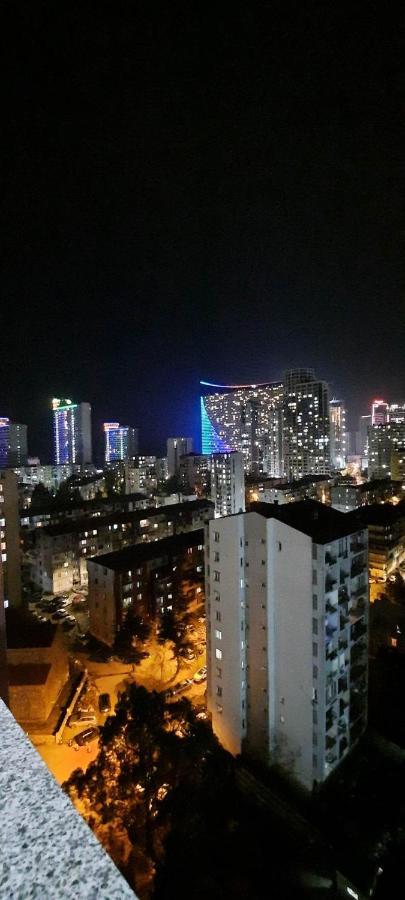 巴统Lilia公寓 外观 照片